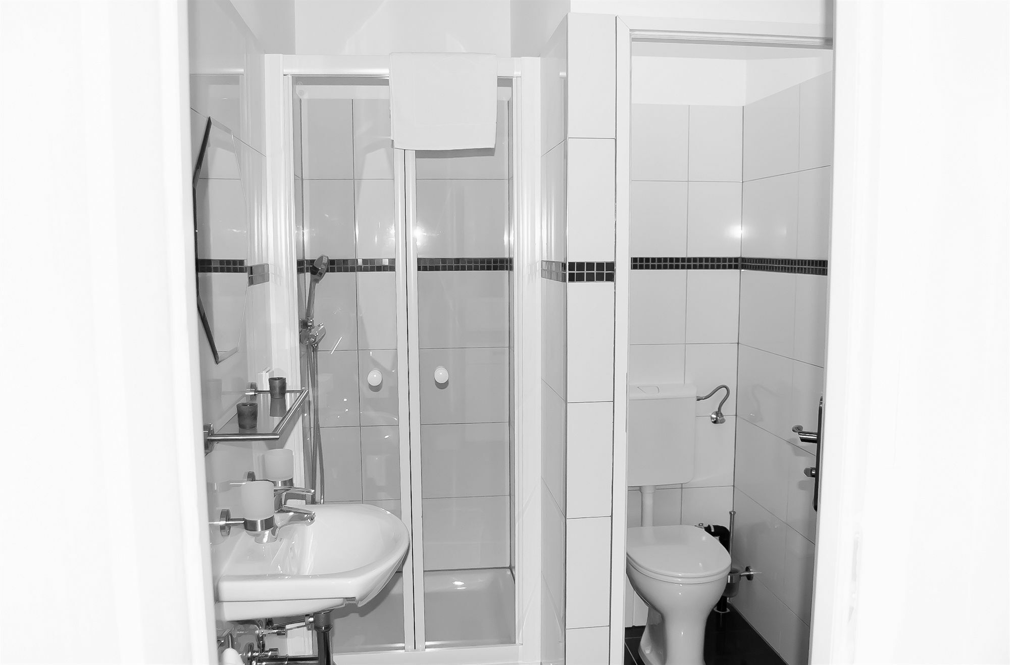 Royal Resort Apartments Westbahnhof Wien Ngoại thất bức ảnh