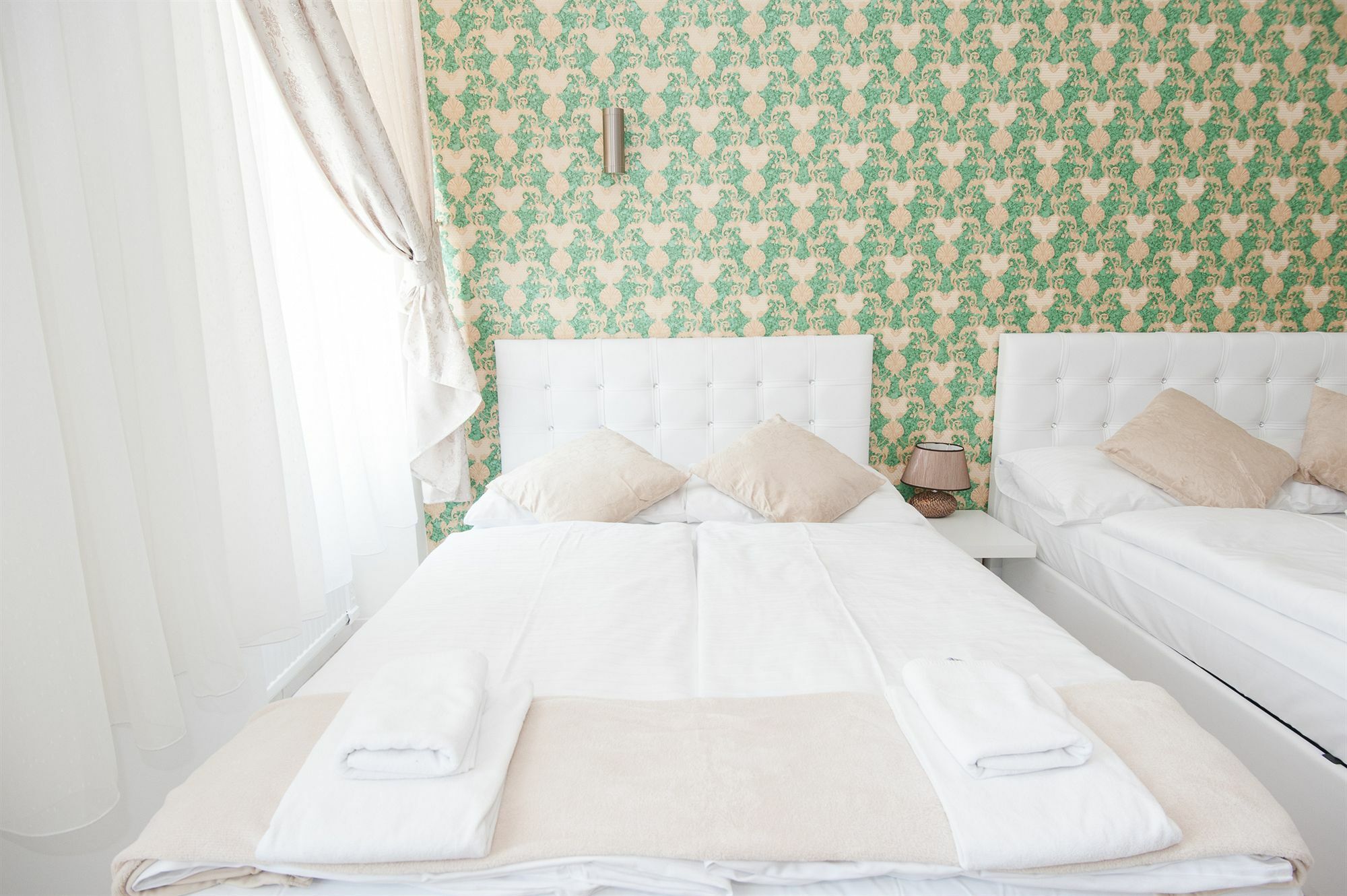 Royal Resort Apartments Westbahnhof Wien Ngoại thất bức ảnh